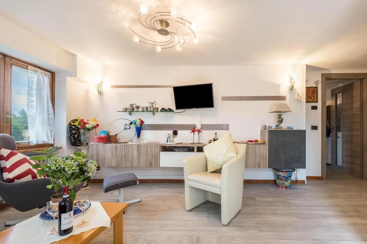 Apartment Ferienwohnung In San Zeno Mit Schoenem Seeblick San Zeno di Montagna
